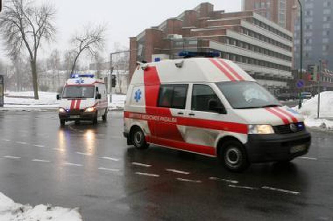 Siūloma labiau centralizuoti greitosios pagalbos paslaugas