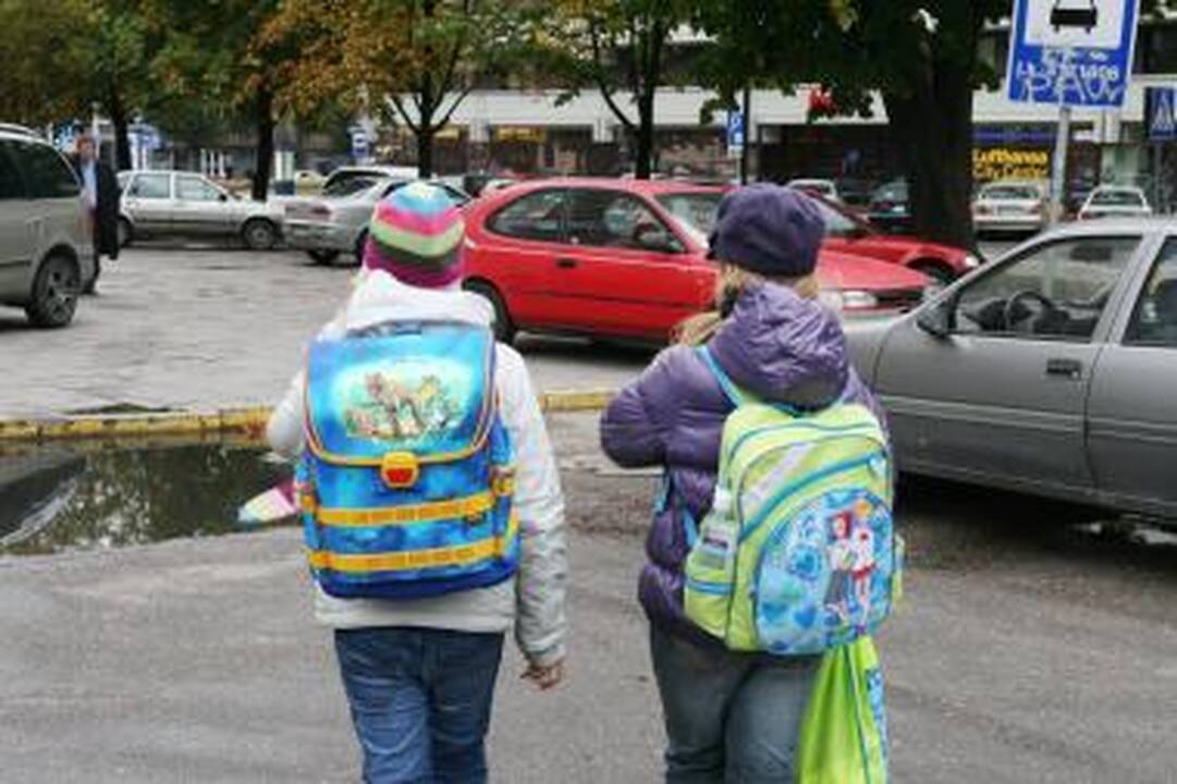 Klaipėdiečiai turės grąžinti už vaikus gautus pinigus
