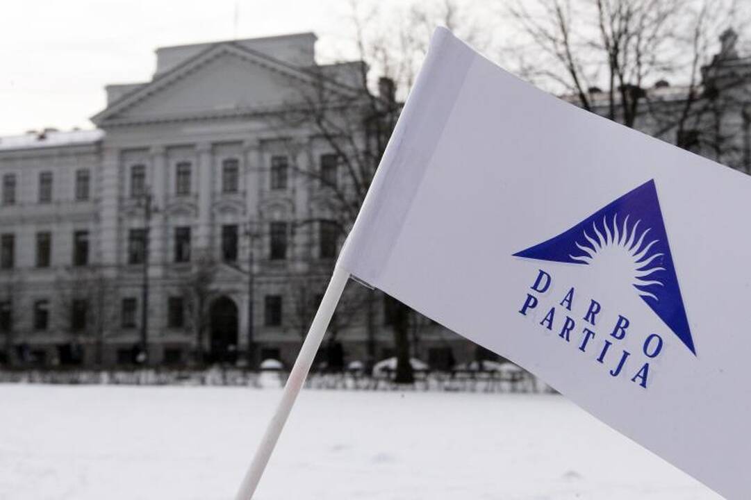 Prie Vilniaus teismo – Darbo partijos rėmėjų protestas (papildyta)