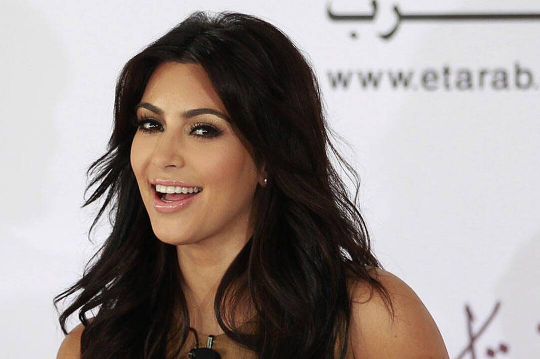 K.Kardashian svajonės apie Šlovės alėjos žvaigždę sudužo