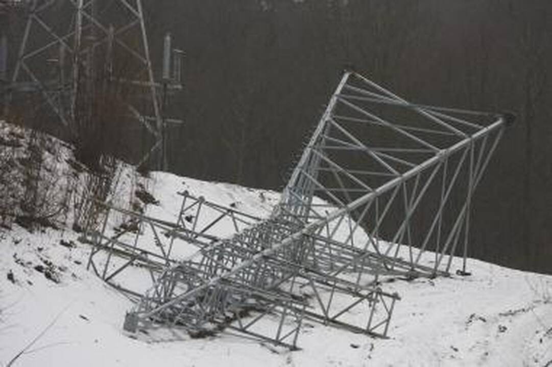 Lietuvoje be elektros dar likę 5 tūkst. vartotojų