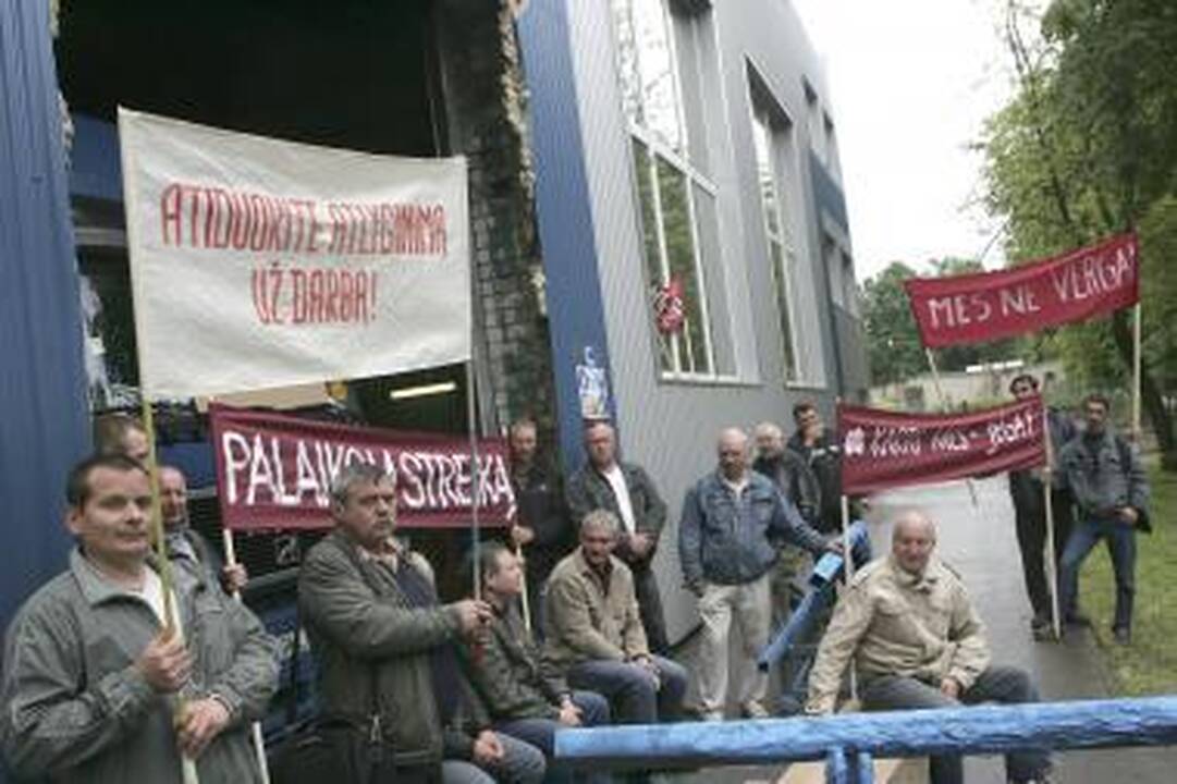 Atleistus "Pramoninio montažo" darbuotojus gins profsąjunga
