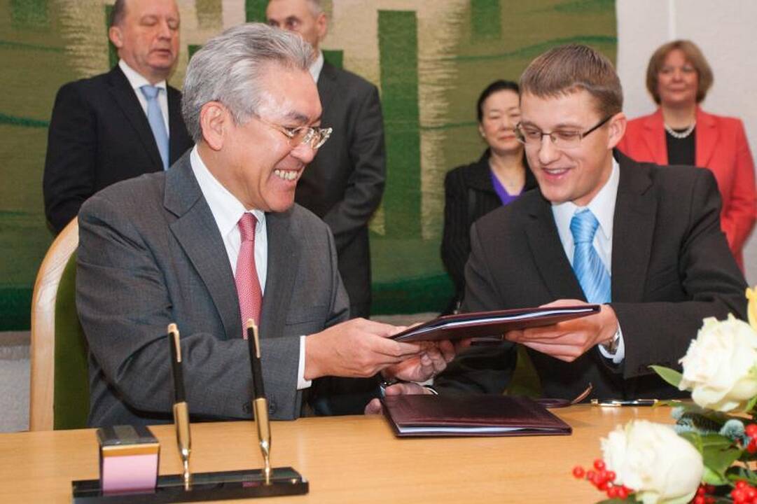 Vyriausybė ir „Hitachi“ parafavo koncesijos sutartį dėl naujos AE