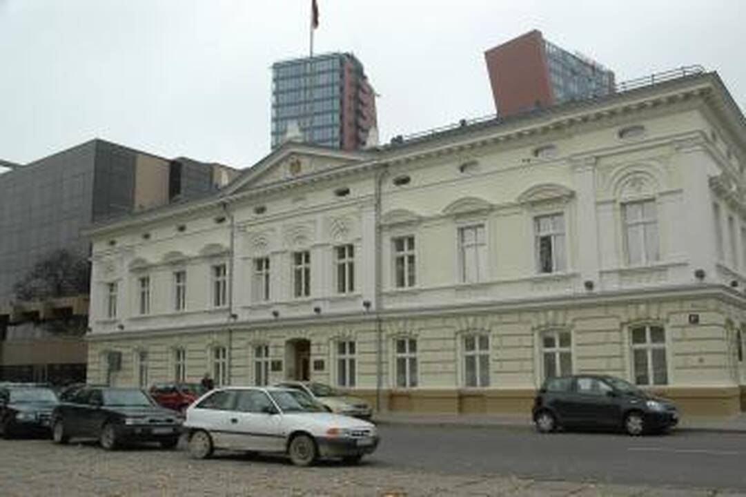 Savivaldybė turės pakovoti dėl apskrities pastato