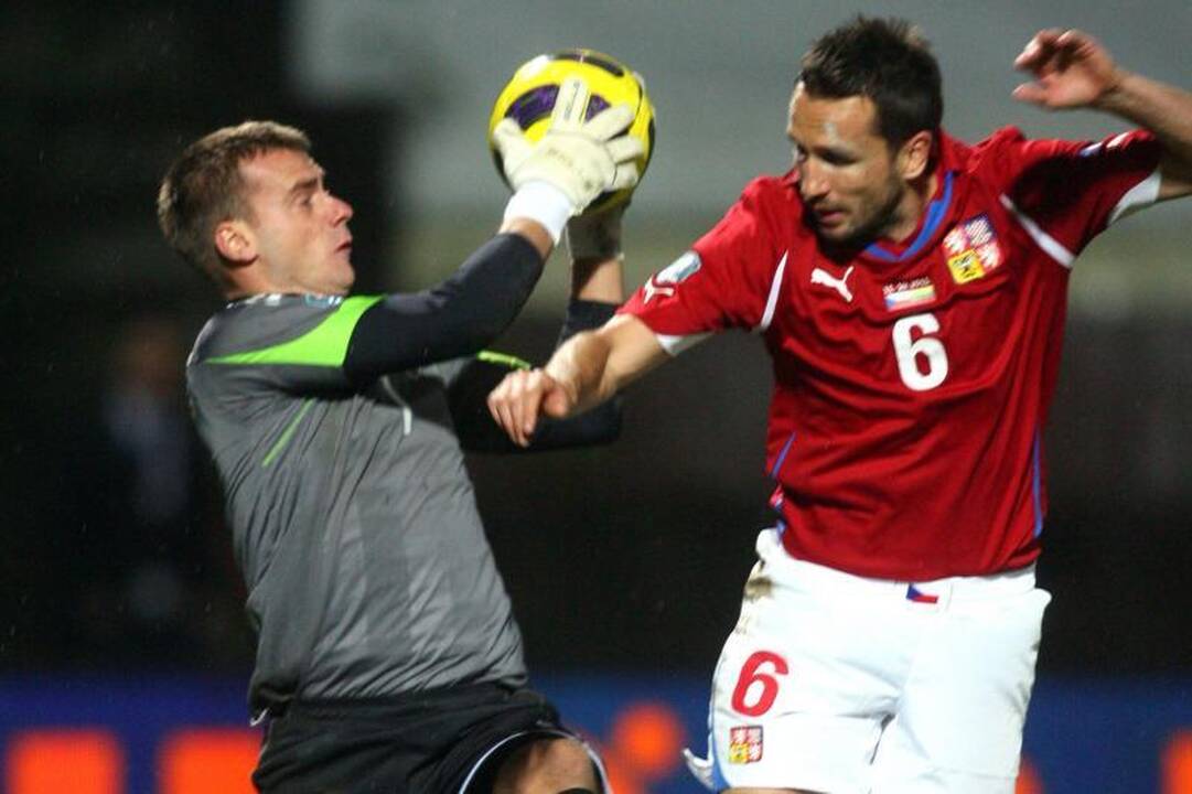 Turkijos futbolo čempionato rungtynėse Ž.Karčemarskas buvo įspėtas