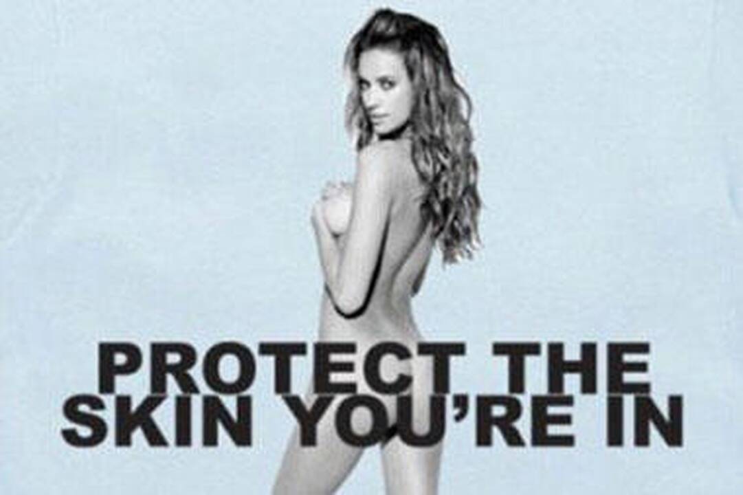 Kovoje prieš odos vėžį - ir seksualioji Irina Shayk (foto)