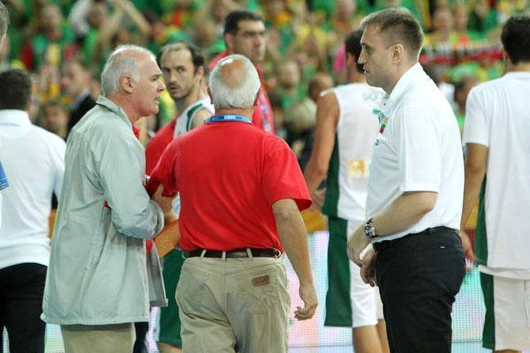 Lietuvos komanda be vargo įveikė portugalus. 98:69