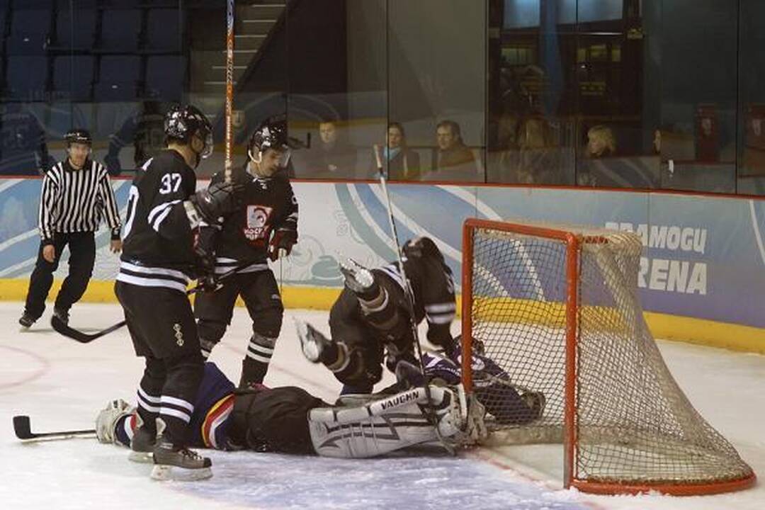 Ledo ritulio čempionate “Hockey punks” patyrė penktąjį pralaimėjimą