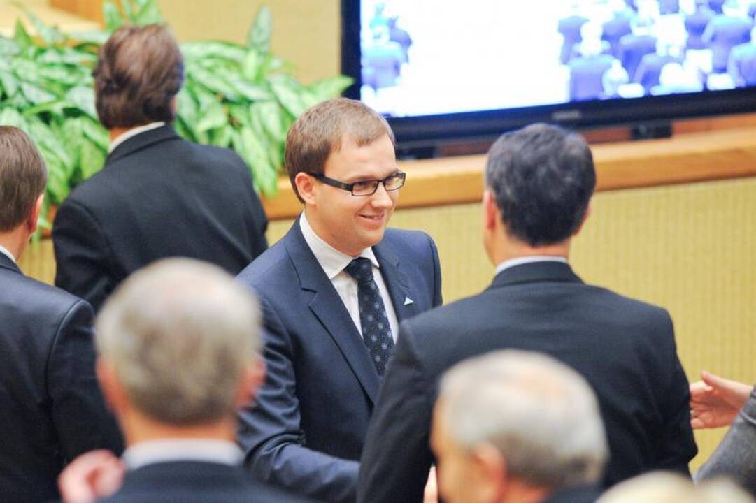 „Darbiečiai“ dar nėra nusprendę, kaip balsuos dėl N. Venckienės