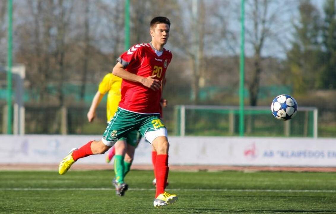 Lietuvos devyniolikmečių futbolo rinktinė nenusileido ukrainiečiams