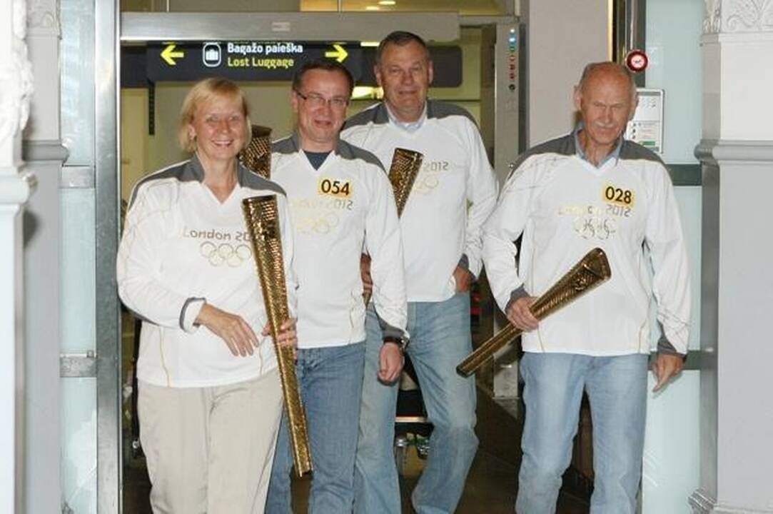 Į Lietuvą grįžo olimpinio deglo nešėjai 