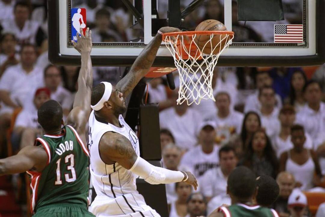 NBA lygoje ir toliau ryškiausiai švyti L. Jameso žvaigždė (top10)