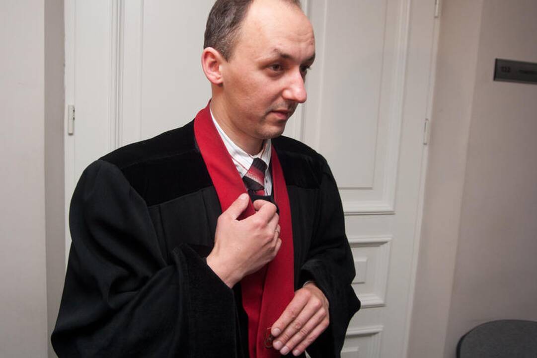 Prokuratūra S.Novikovo nužudymo bylos toliau nekomentuoja