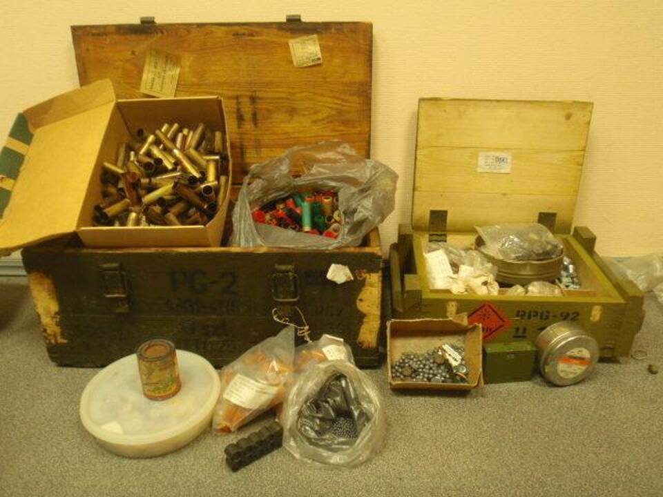 Vilniečio garaže - šaudmenų     sandėlis