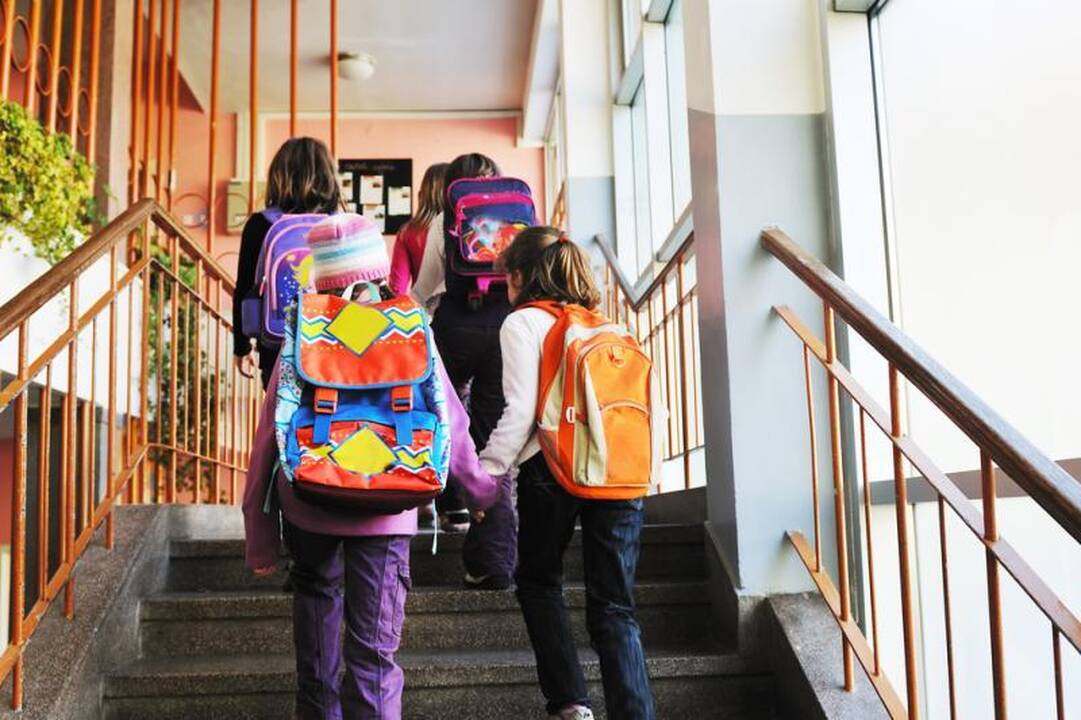 Kas dešimto uostamiesčio pradinuko kuprinė yra per sunki