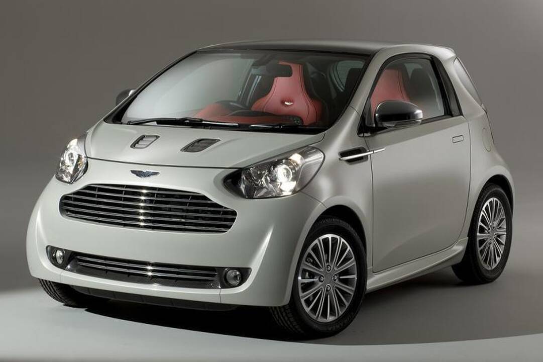 "Aston Martin" išleis elektromobilį