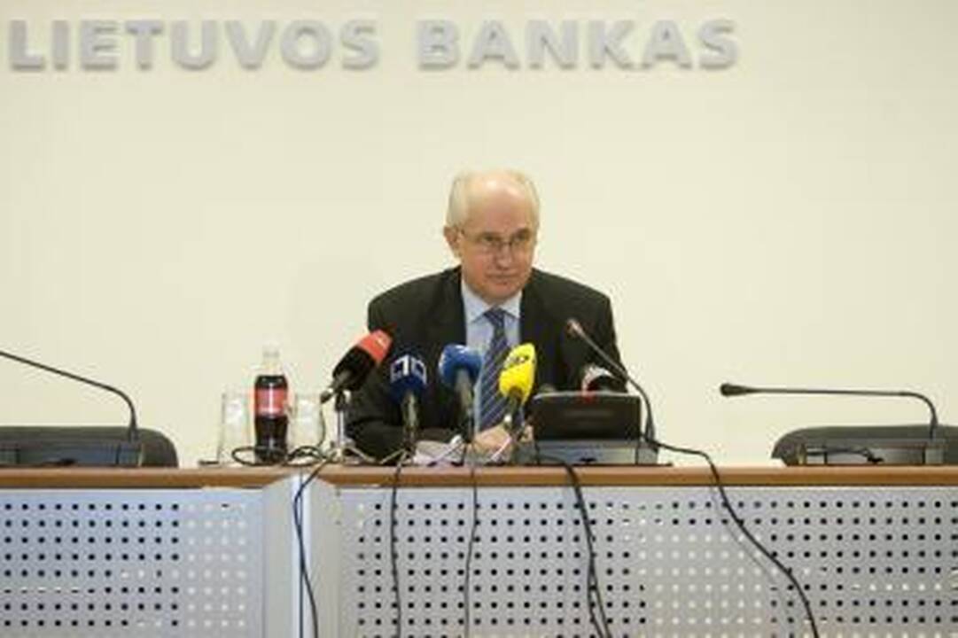 Specialistai ramina - litas nebus devalvuotas 