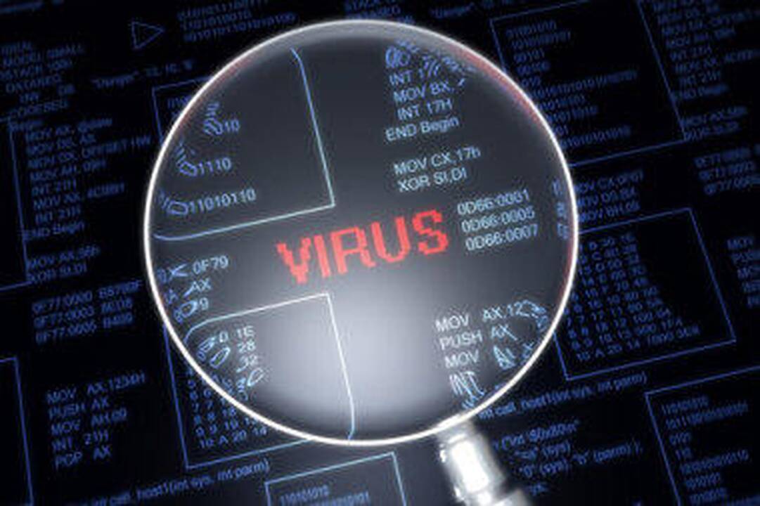 Tūkstančiai britų tapo interneto nusikaltėlių aukomis