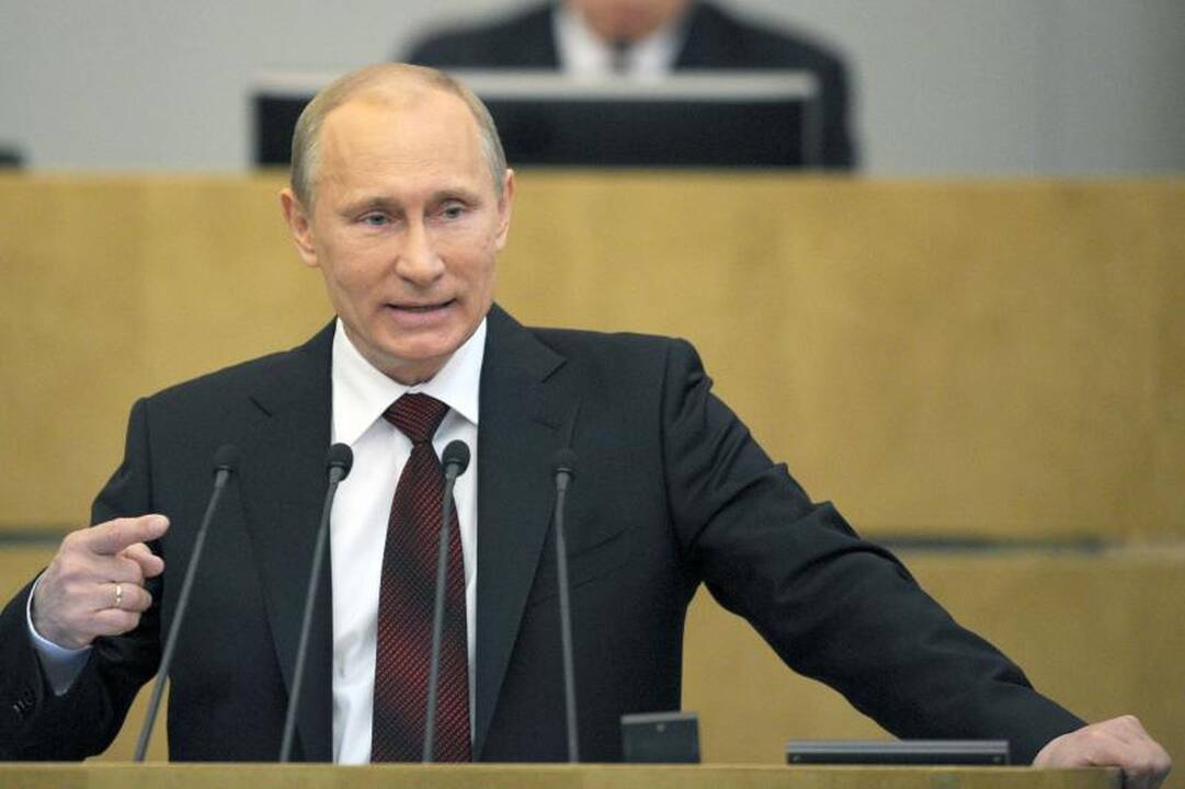 V. Putinas pritaria draudimui amerikiečiams įsivaikinti rusų vaikus