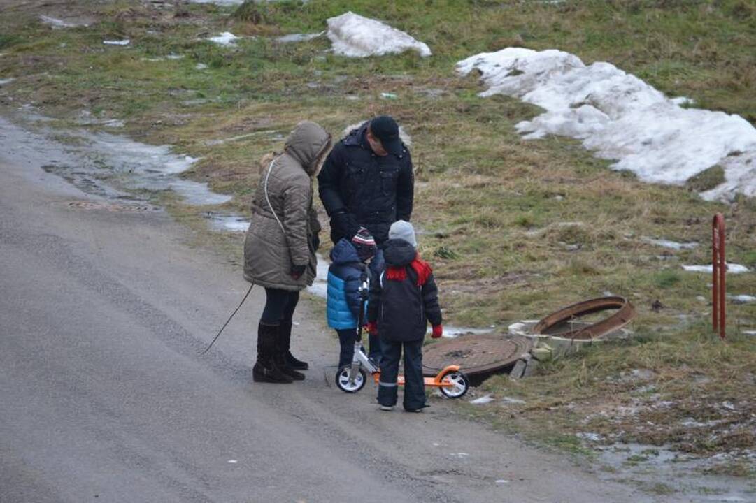 Dragūnų kvartale - pavojingas vaikams šulinys
