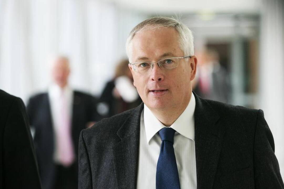Už greičio viršijimą Seimo nariui A.Vidžiūnui – 1,2 tūkst. litų bauda
