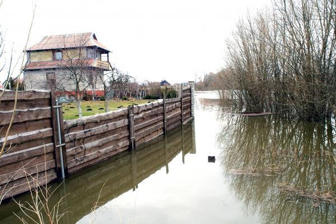 „Pakrantės“ sodų keliai – po vandeniu