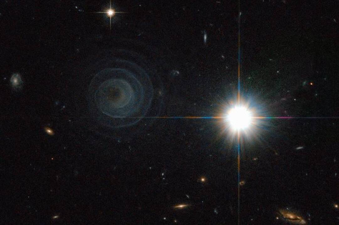 Kosminiai „Hubble“ šedevrai (1): tobuliausia geometrinė struktūra