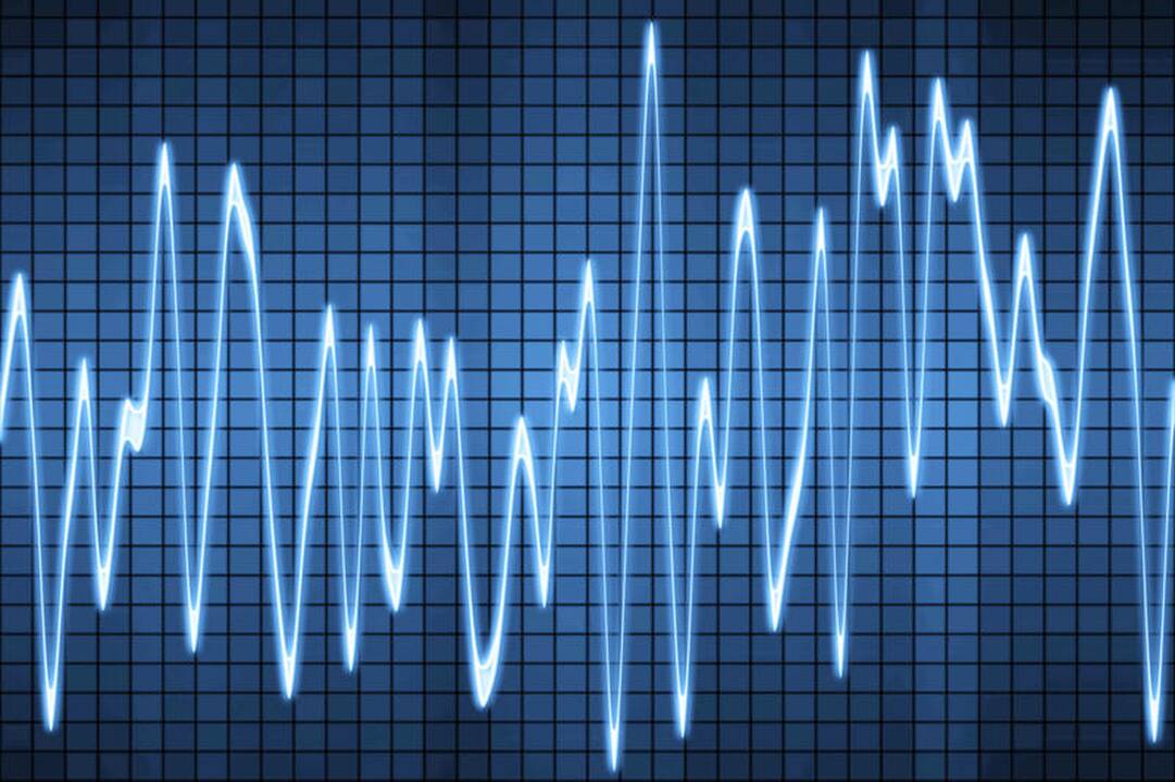 Elektronikos orkestras atlieka senas geras dainas