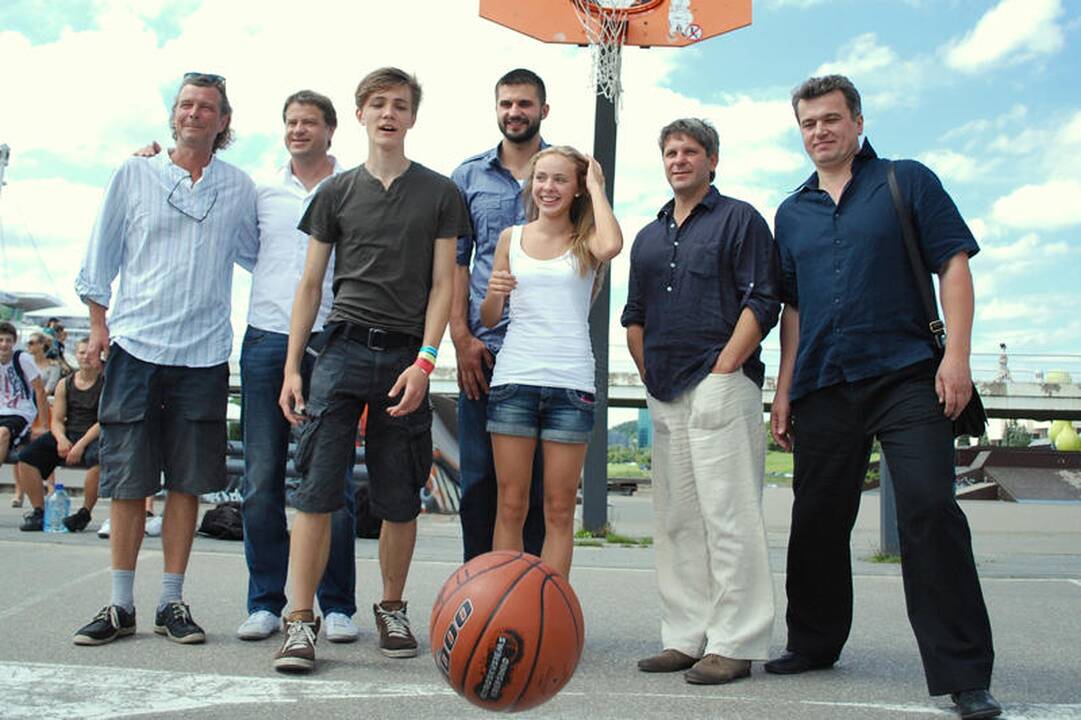 Naujame seriale būsimiems krepšinio dievams talkins Linas Kleiza
