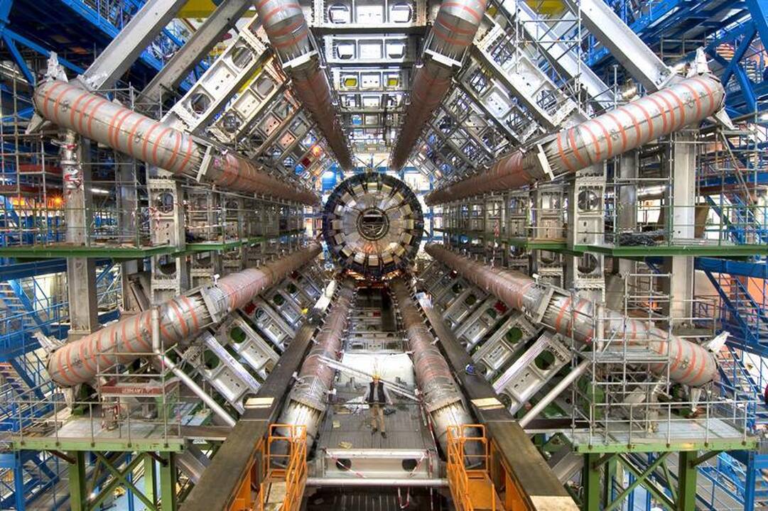 LHC greitintuvas persikraustė į išmaniuosius telefonus