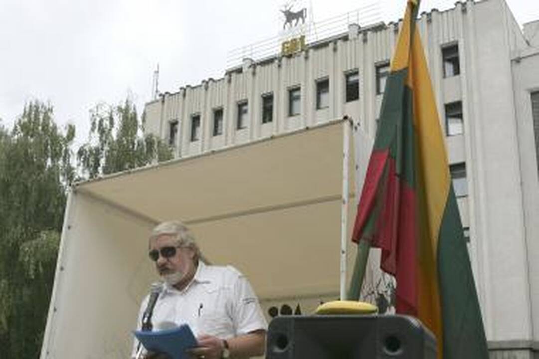 Policija V.Šustausko nuo blokados neatkalbėjo