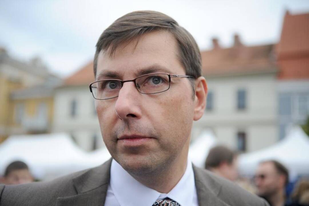 Sveikatos apsaugos ministro pertvarkos – nostalgija praeičiai