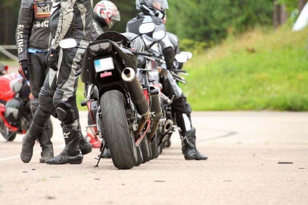 Per avariją Marijampolės savivaldybėje sužalotas motociklininkas