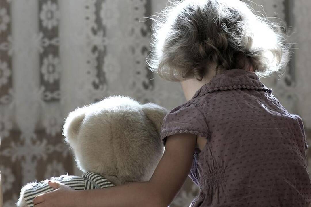 Dukrą ir podukrą seksualiai išnaudojęs vyras sulaukė atpildo