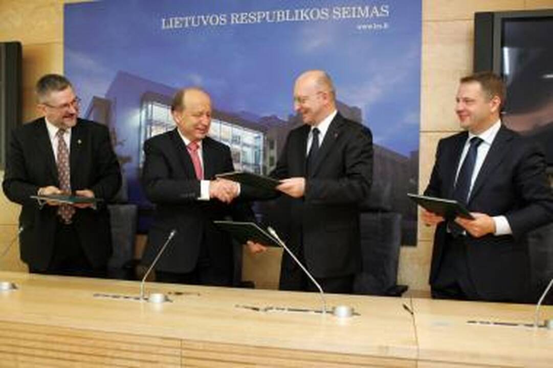 Valdantieji: užsienio reikalų ministrą parinks konservatoriai