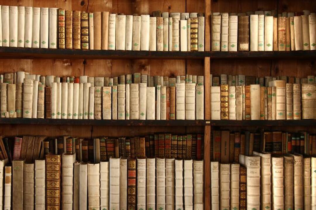 Į Lietuvą atgabentas V. Kavolio archyvas 