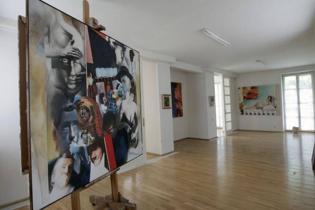 Vilniaus valdžia K.Žoromskio našlę veja į gatvę