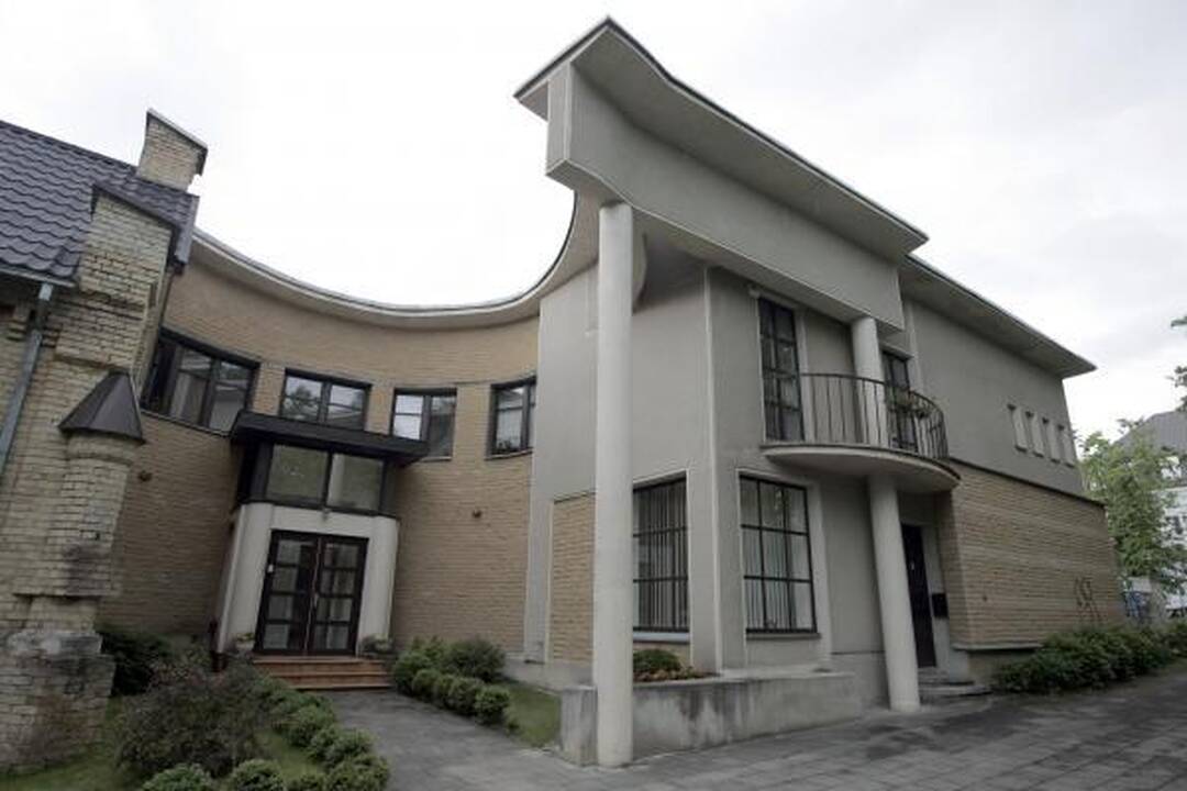 Vilniaus valdžia K.Žoromskio našlę veja į gatvę