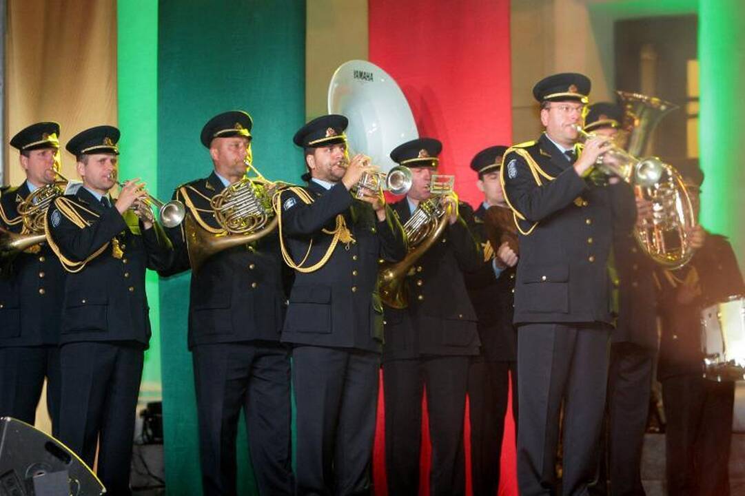 Lietuva didelėmis ovacijomis pasitiko olimpinius čempionus