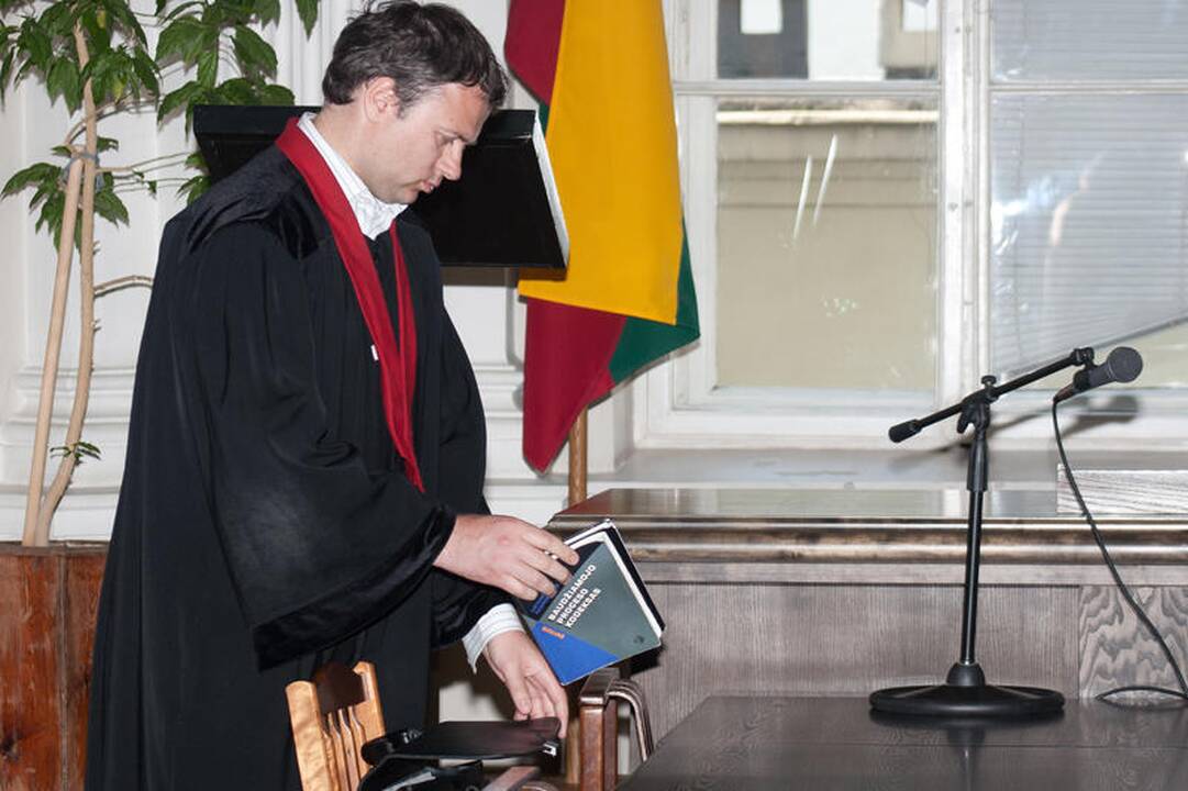 Prieš teismą stojo kaltinamasis Vilniaus seksualinis maniakas
