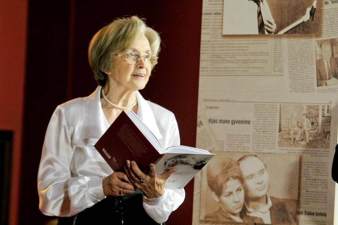 Pristatyta legendinės diktorės G. Bigelytės kūrybos knyga