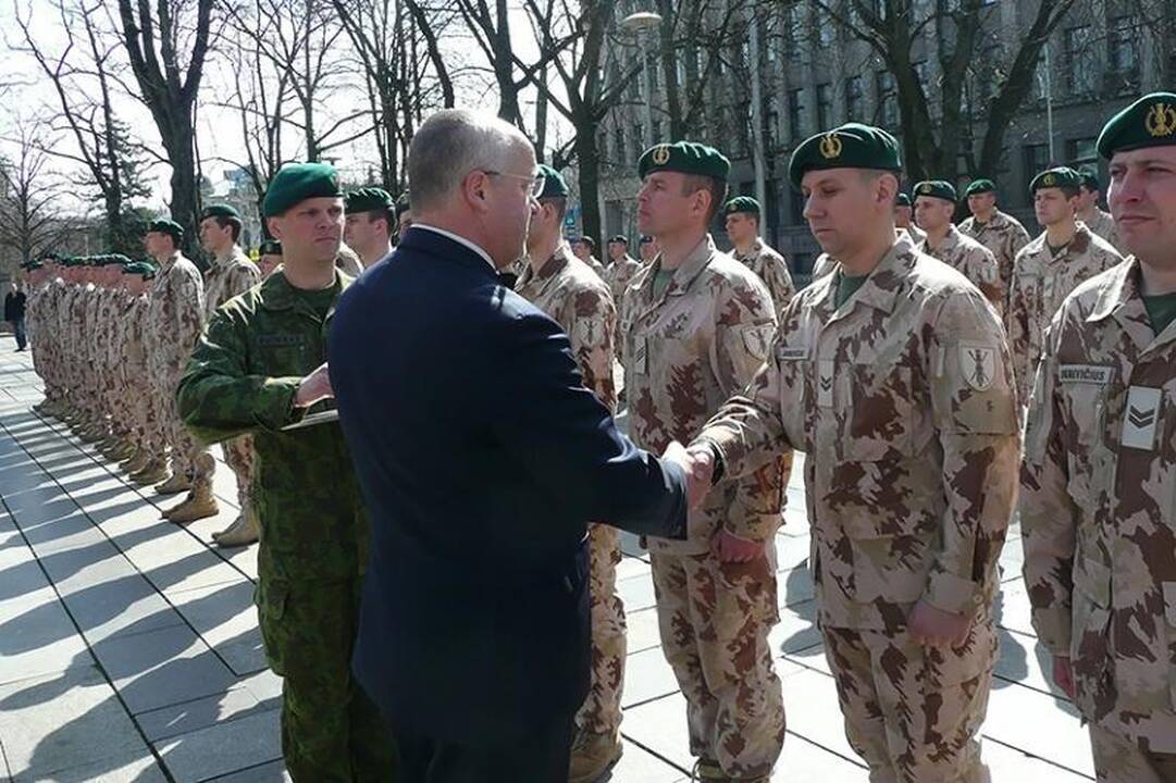 Į Afganistaną išlydėta paskutinė karių pamaina