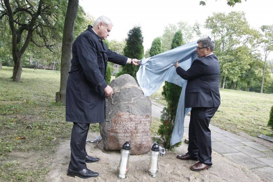 Uostamiestyje prisimintos žydų genocido aukos, padėkota jų gelbėtojams