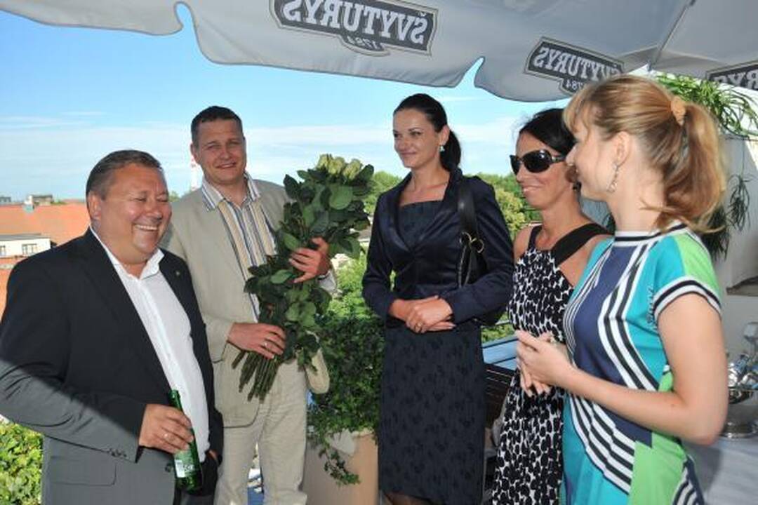 Viešbučio „Vecekrug“ gimtadienis – ant stogo