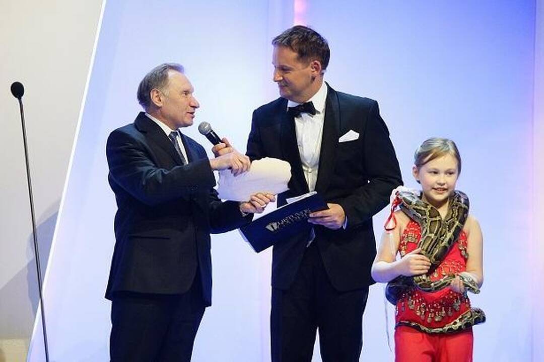 „Lietuvos garbės 2012“ herojus pagerbė beveik 1 mln. gyventojų
