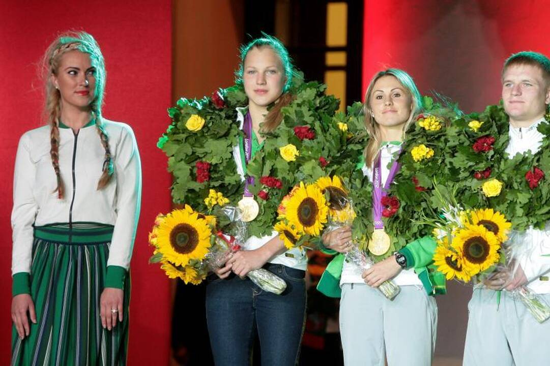 Lietuva didelėmis ovacijomis pasitiko olimpinius čempionus