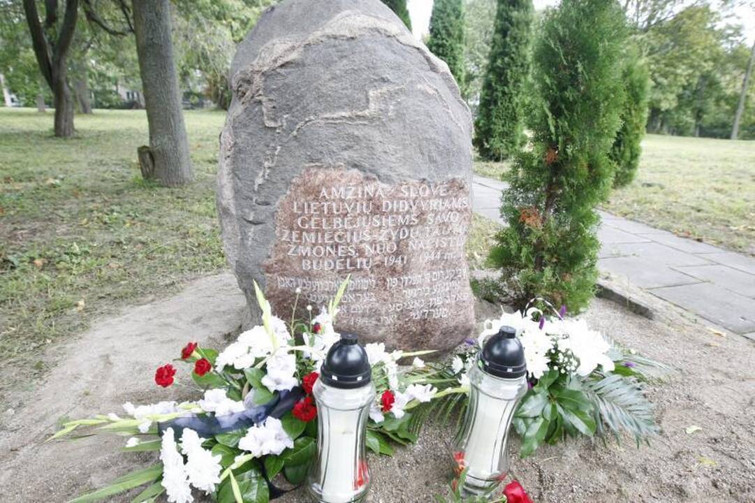 Uostamiestyje prisimintos žydų genocido aukos, padėkota jų gelbėtojams