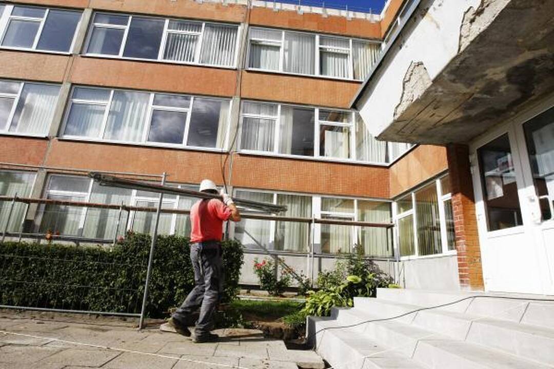 "Vėtrungės" gimnazistai į savo mokyklą grįš spalį
