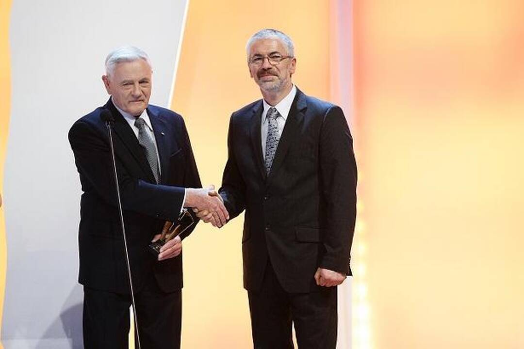 „Lietuvos garbės 2012“ herojus pagerbė beveik 1 mln. gyventojų