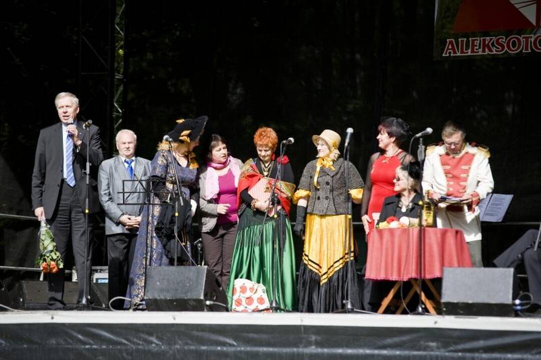 Grafas dirigavo Aleksoto bendruomenės šventei 